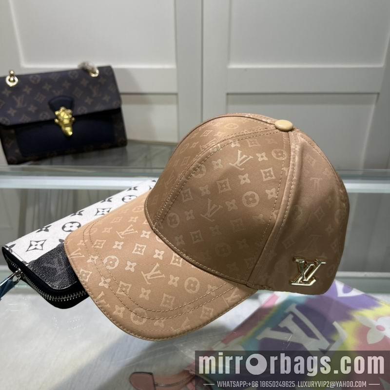 LV Hat dx111