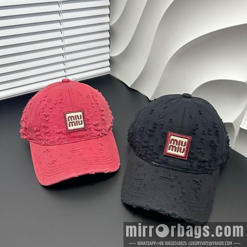 Miumiu Hat dx05