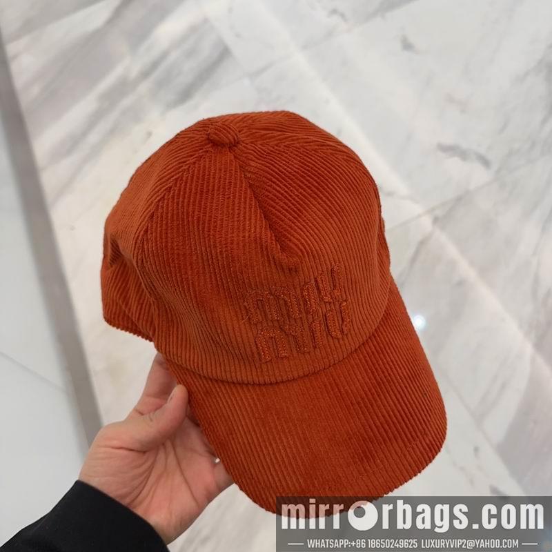 Miumiu Hat dx37