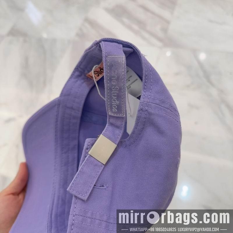 Acne Hat dx20