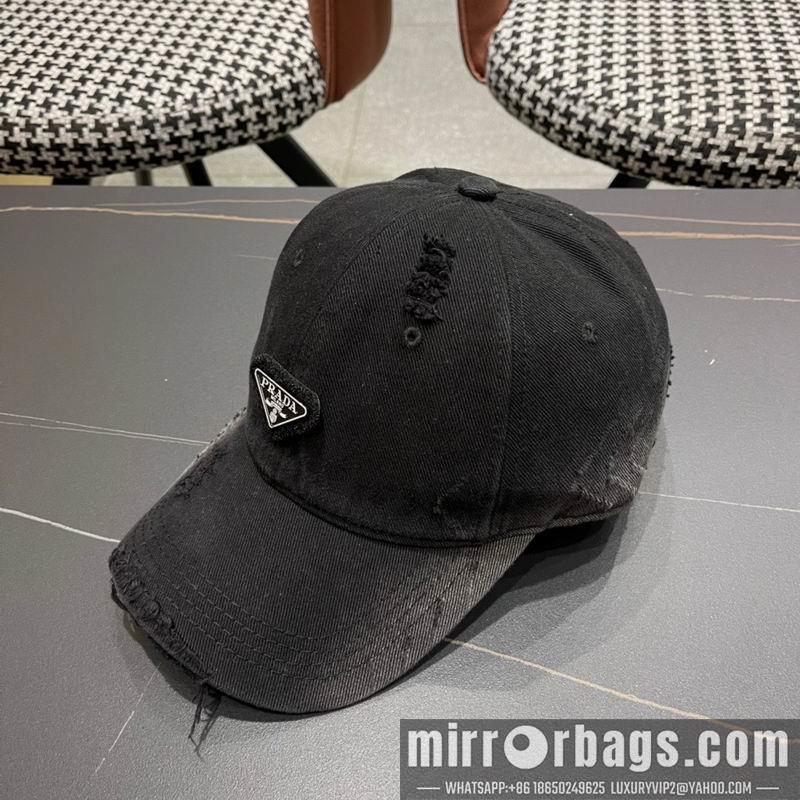 Prada Hat 090601
