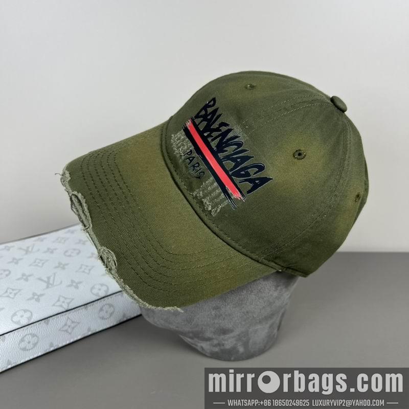 Balenciaga Hat dx27