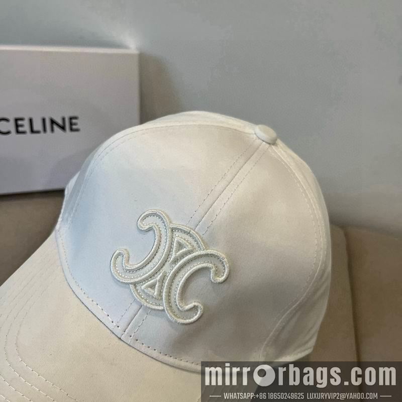 Celine Hat dx38