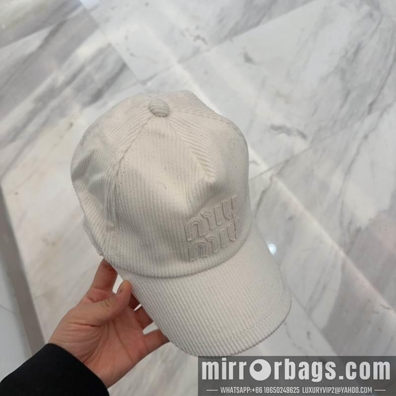 Miumiu Hat dx37