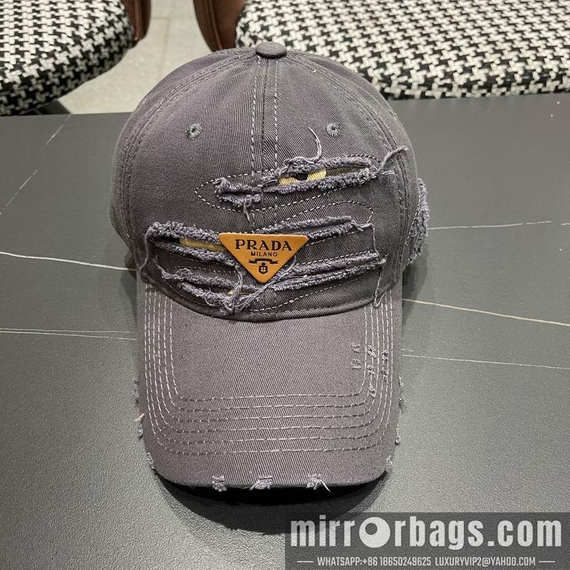 Prada Hat 041402