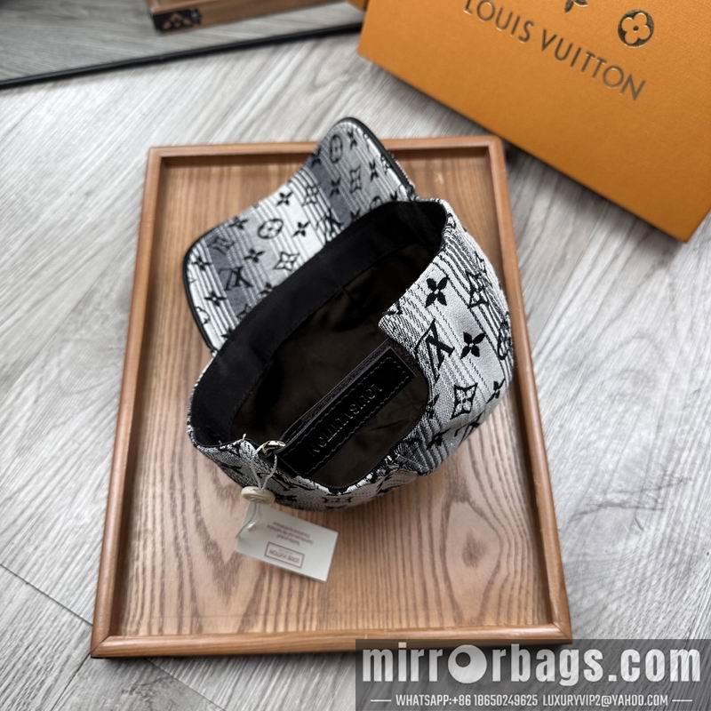 LV Hat dx145