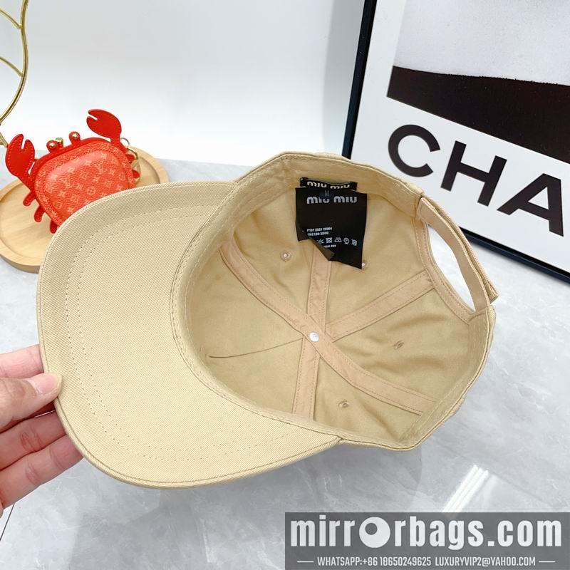 Miumiu Hat dx01
