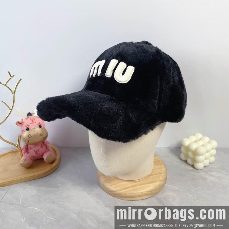 Miumiu Hat dx68