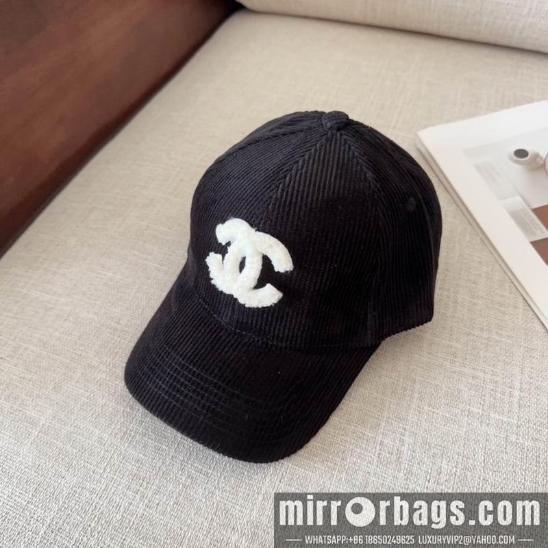 Chanel Hat dx70