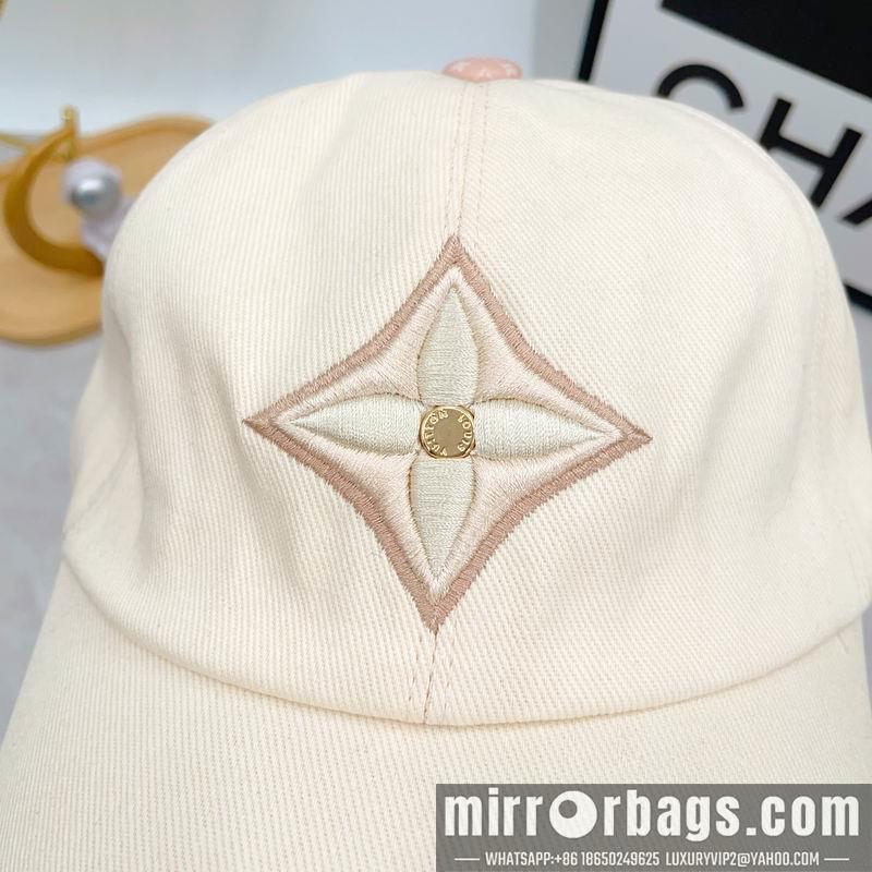 LV Hat dx160