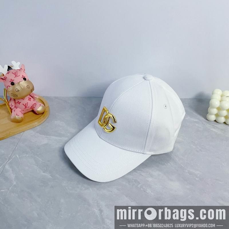 DG Hat dx14