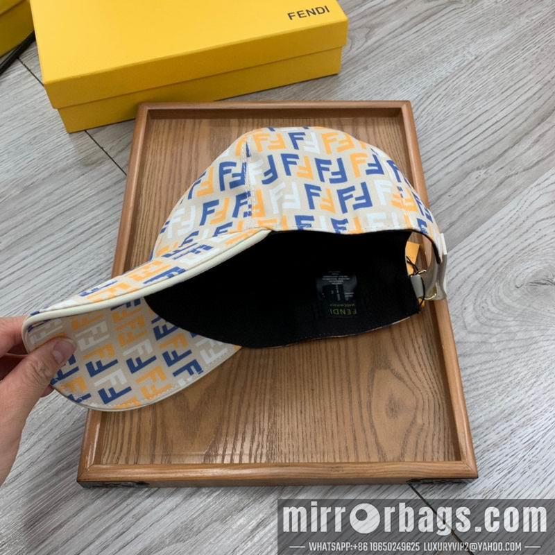 Fendi Hat dx105