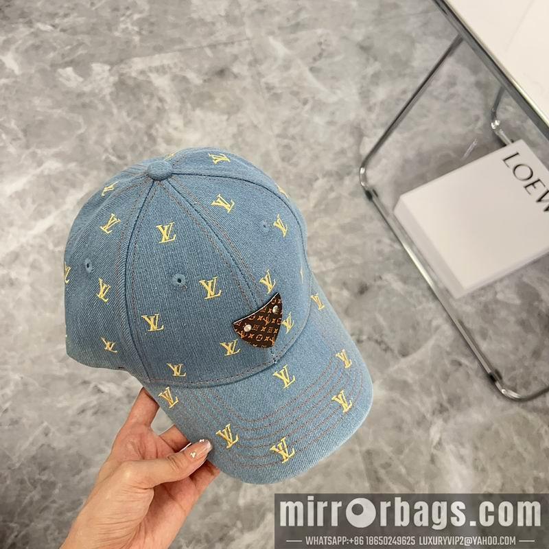 LV Hat 082605