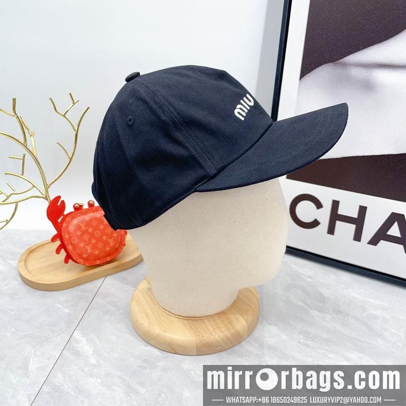 Miumiu Hat dx01