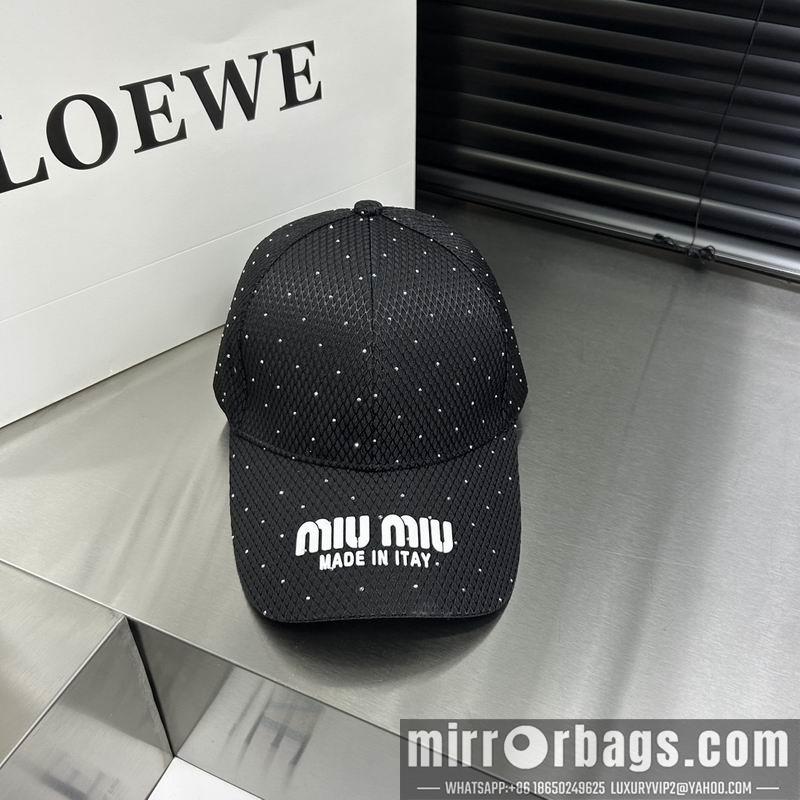Miumiu Hat dx01
