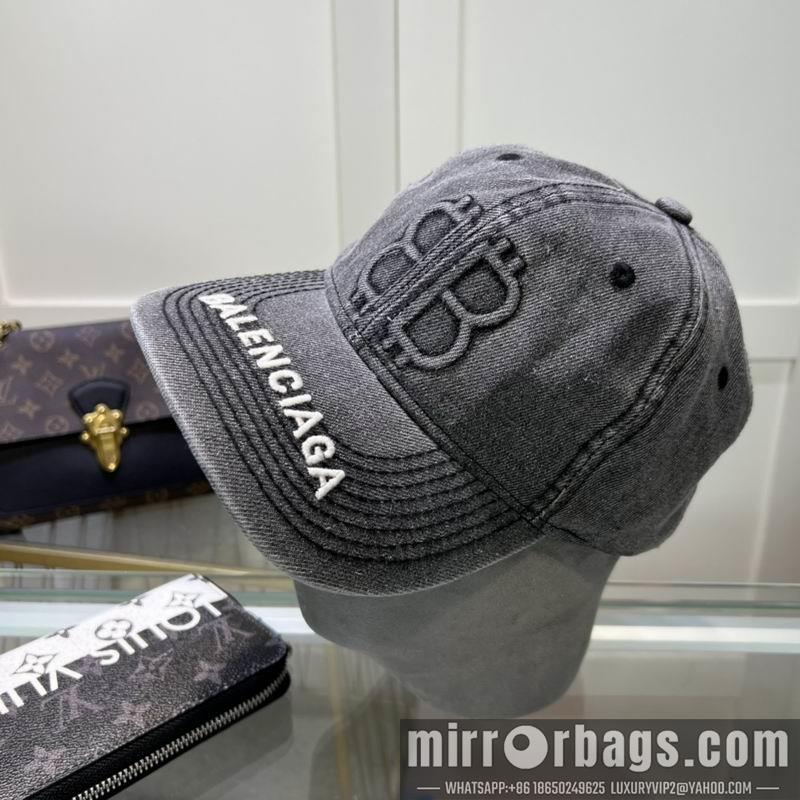 Balenciaga Hat dx31