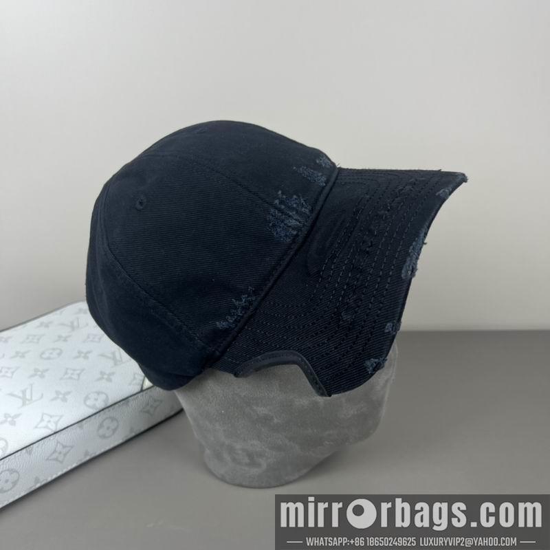 Balenciaga Hat 021003