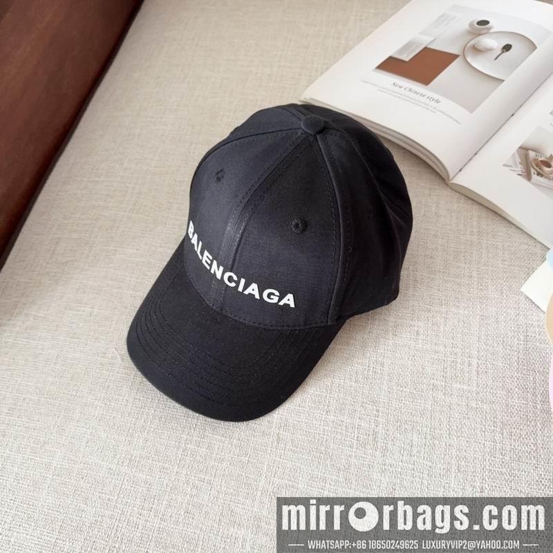 Balenciaga Hat dx104