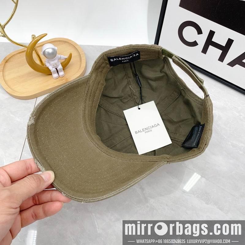 Balenciaga Hat dx50