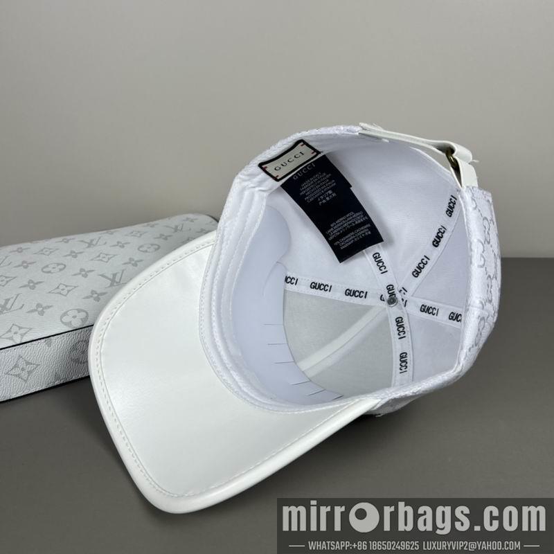 Gucci Hat dx30