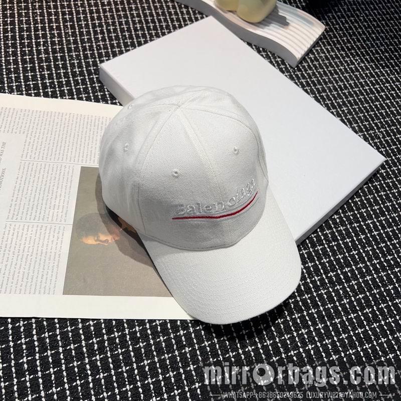 Balenciaga Hat dx25