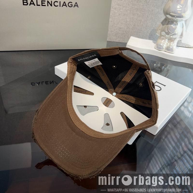 Balenciaga Hat dx06