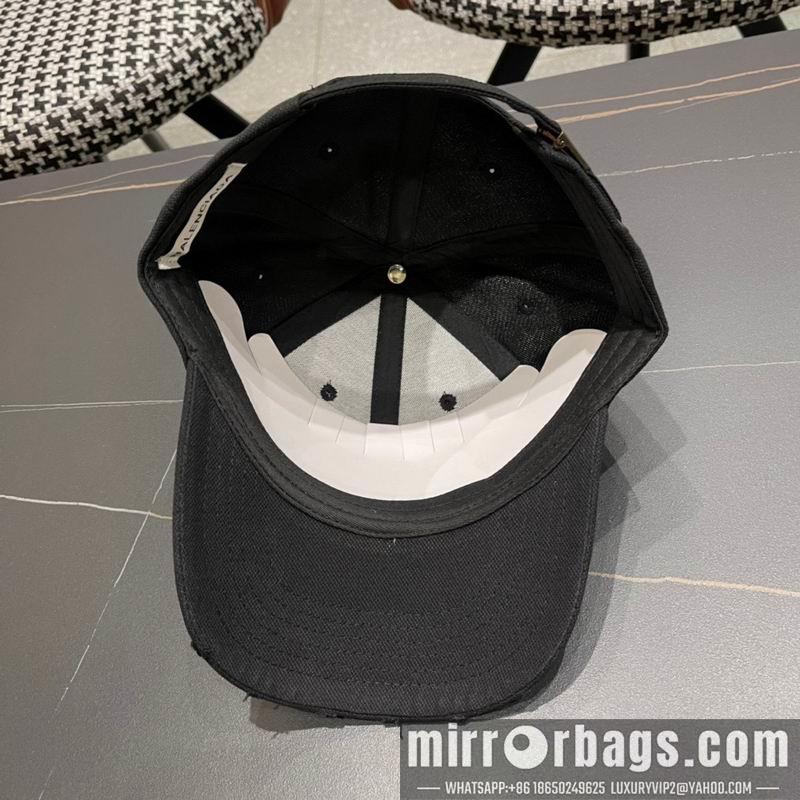 Balenciaga Hat 072202