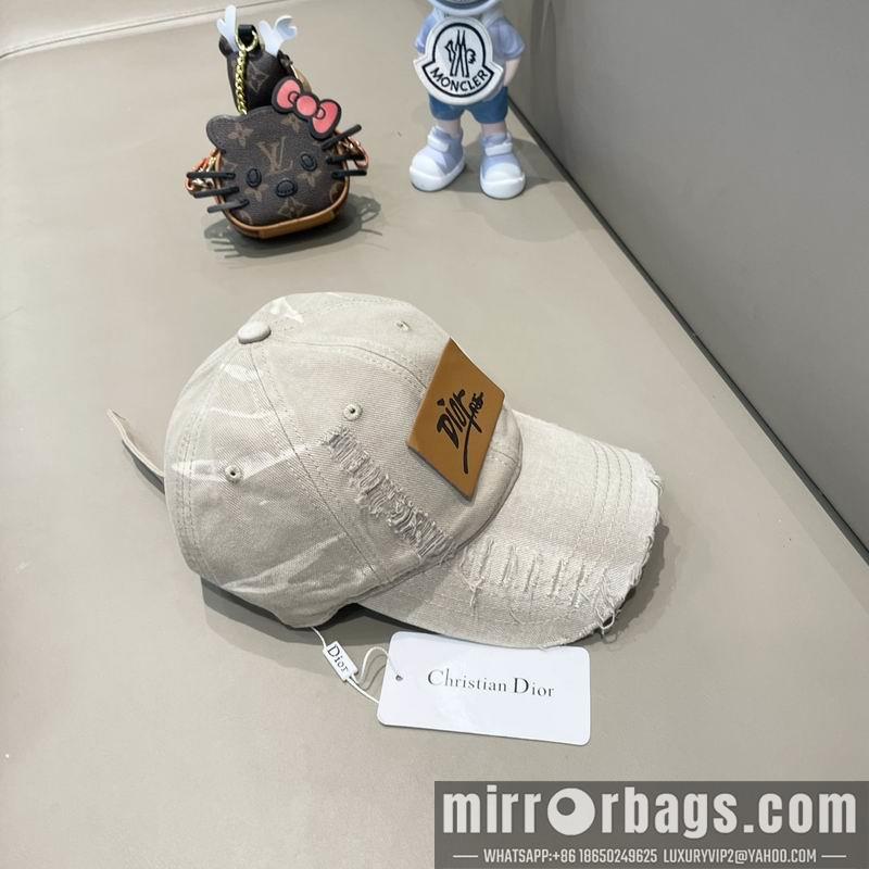 Dior Hat 072803