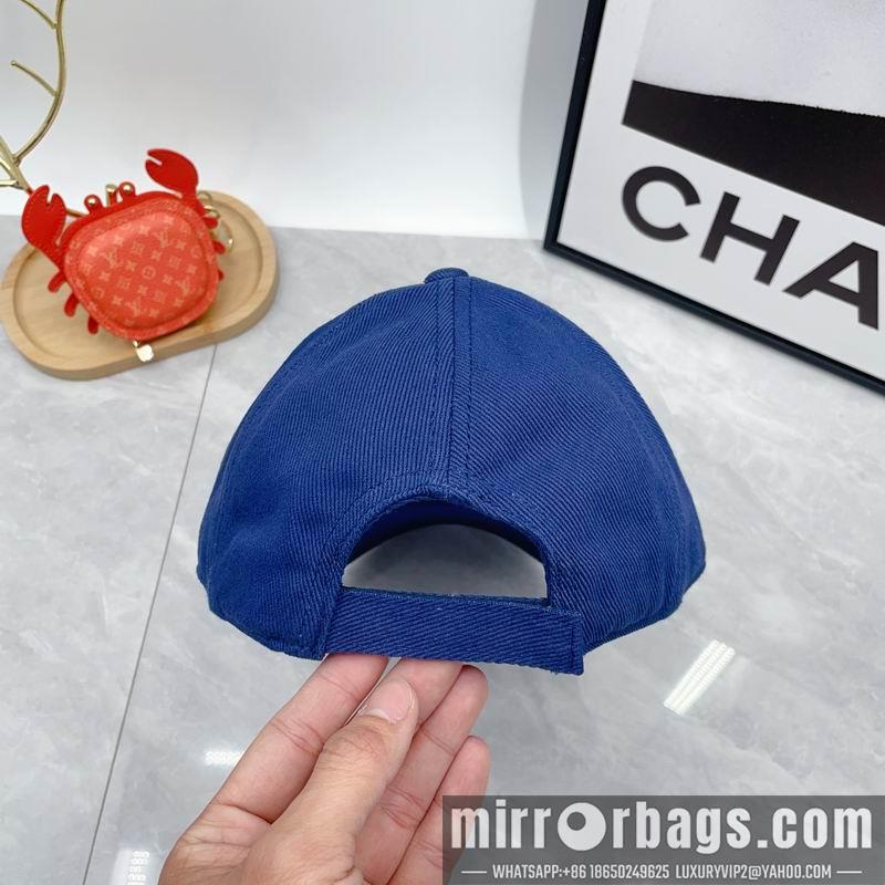 Miumiu Hat dx03