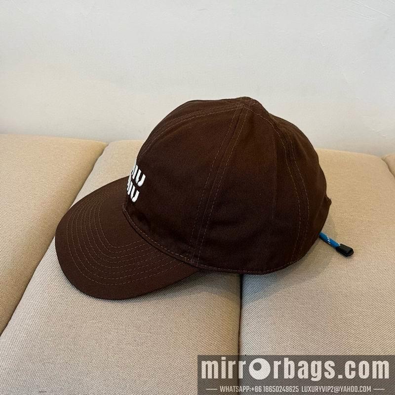 Miumiu Hat dx32