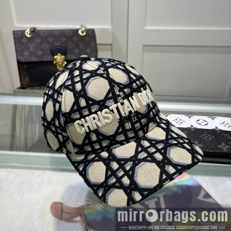 Dior Hat dx33