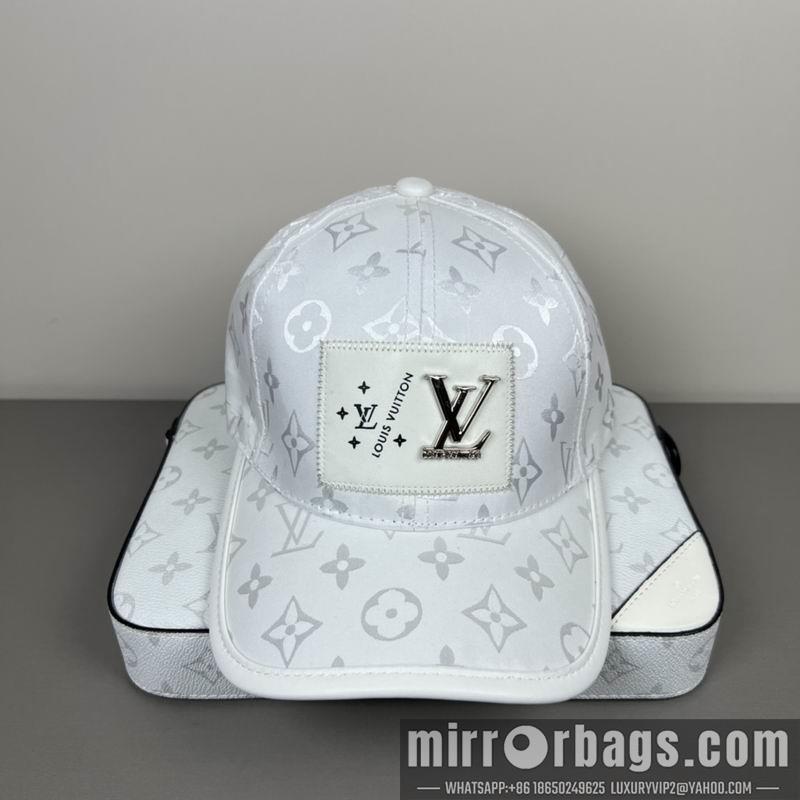 LV Hat dx64