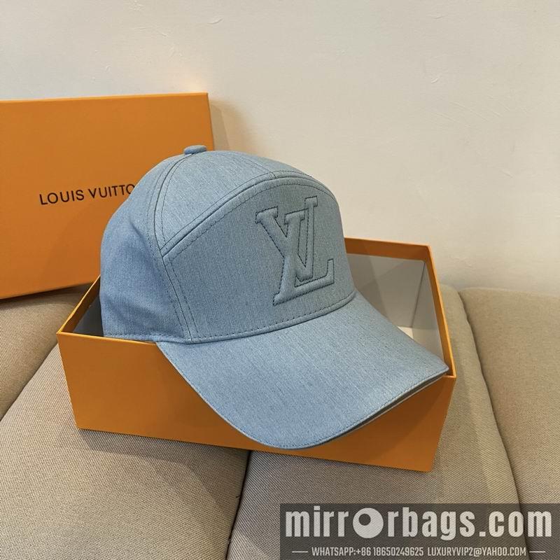LV Hat dx32