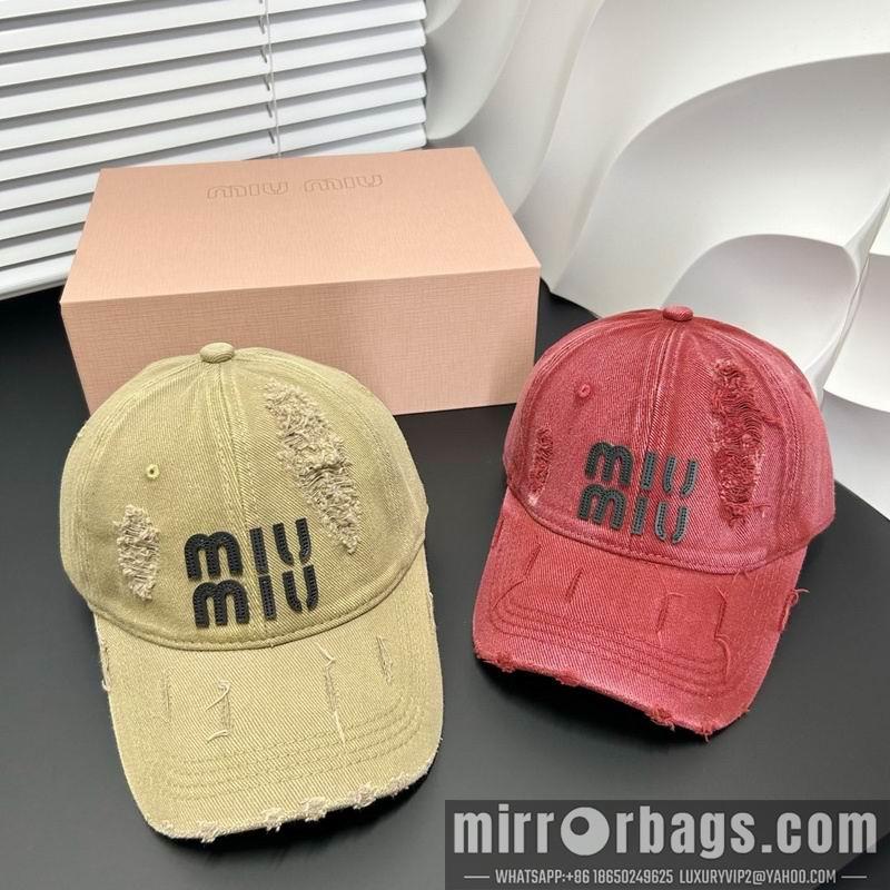 Miumiu Hat hm05
