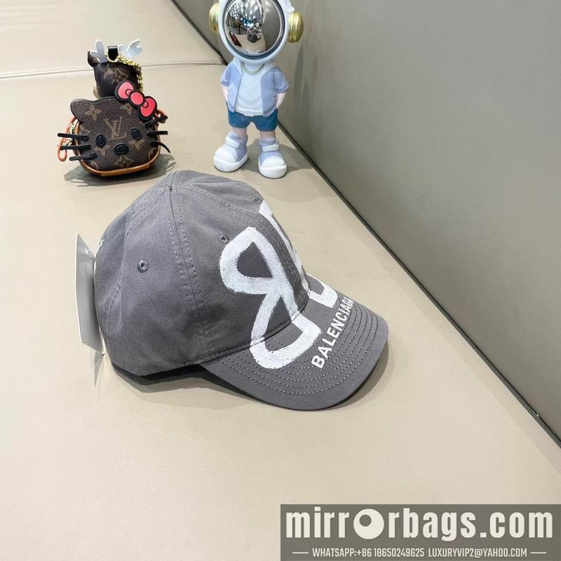 Balenciaga Hat 081401