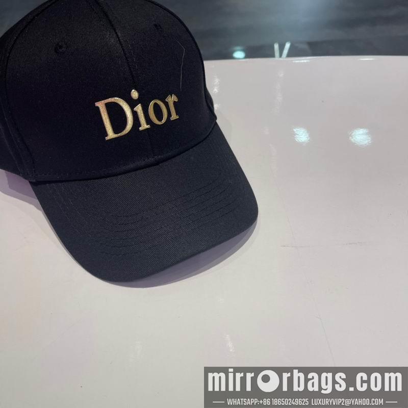 Dior Hat 082602
