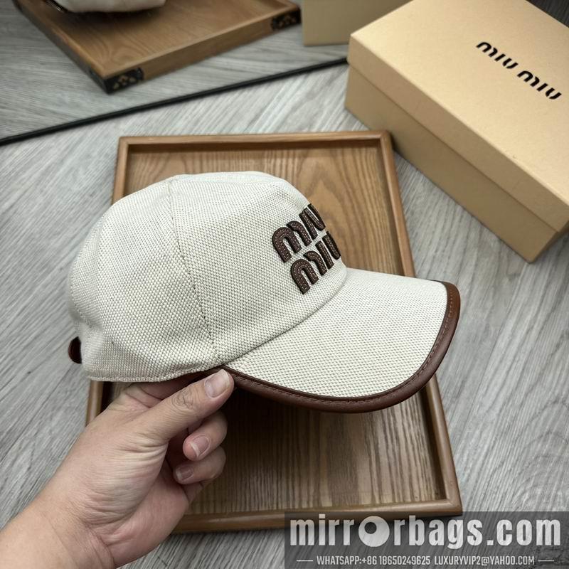 Miumiu Hat dx61