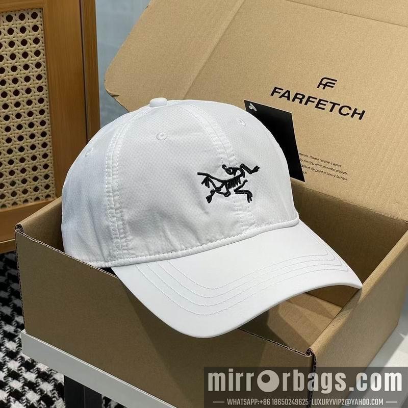 Arcteryx Hat dx12