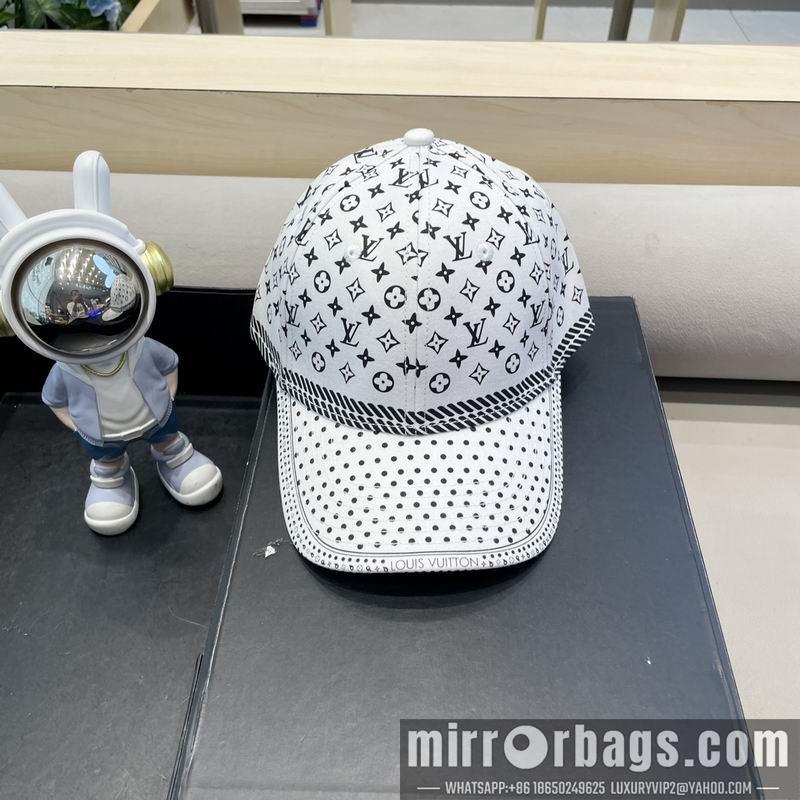 LV Hat 010403