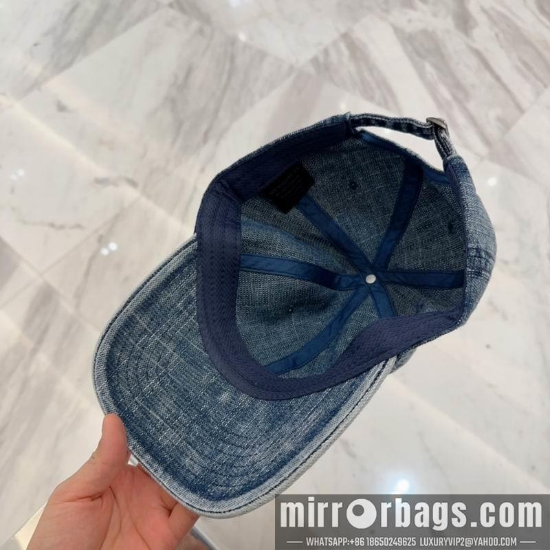 Celine Hat dx37