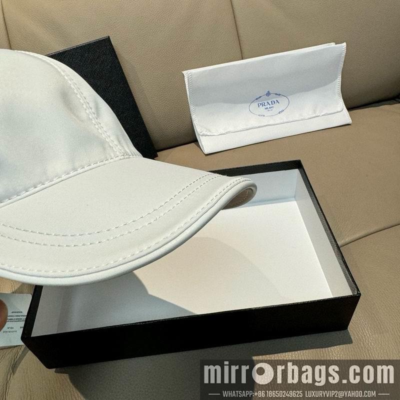 Prada Hat dx64