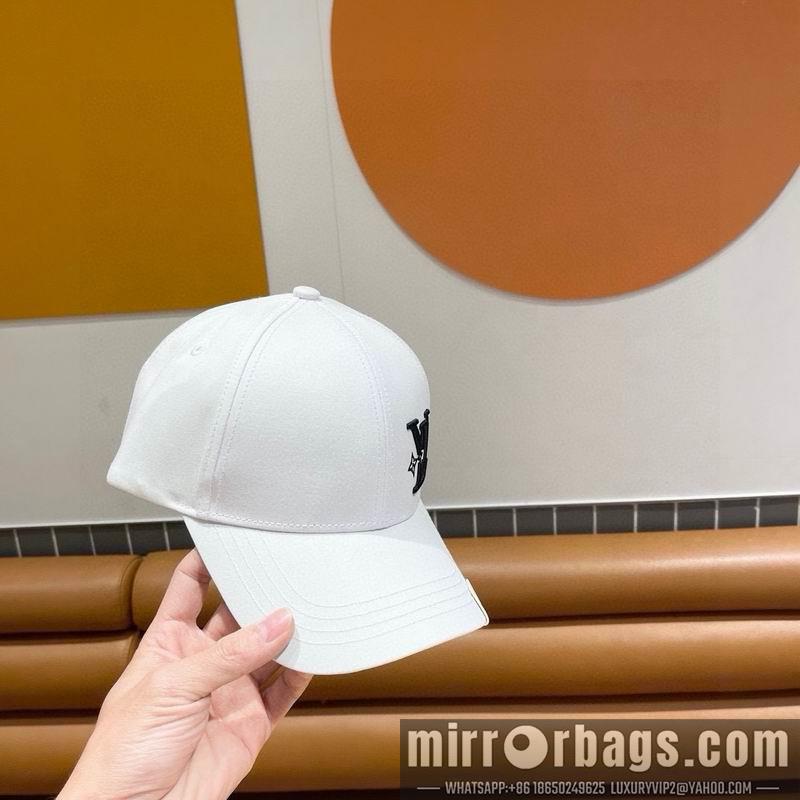 LV Hat 072301