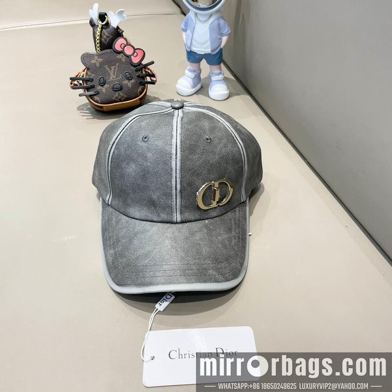 Dior Hat 072802