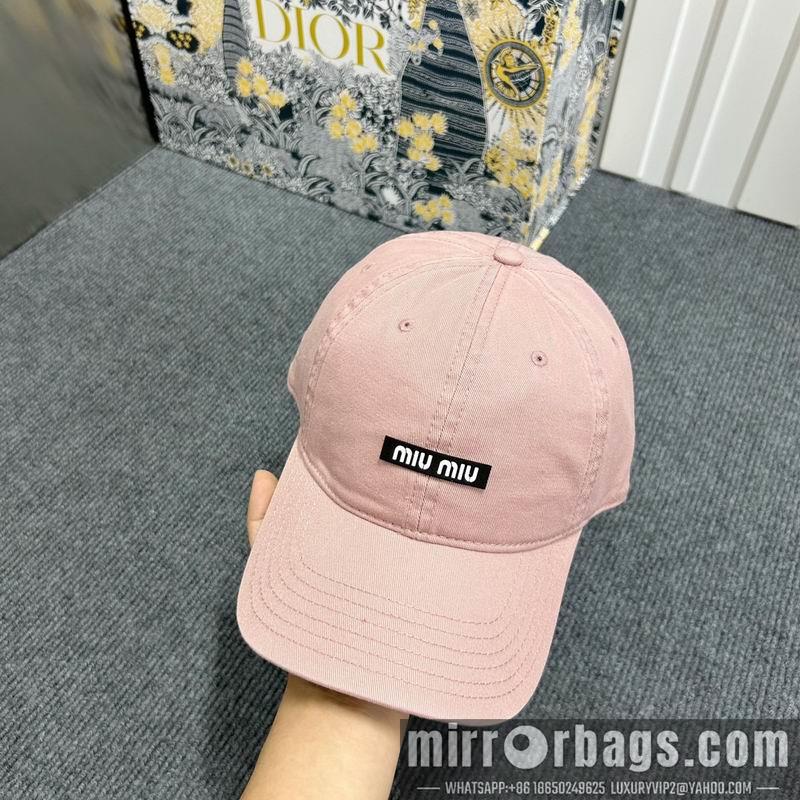 Miumiu Hat dx70