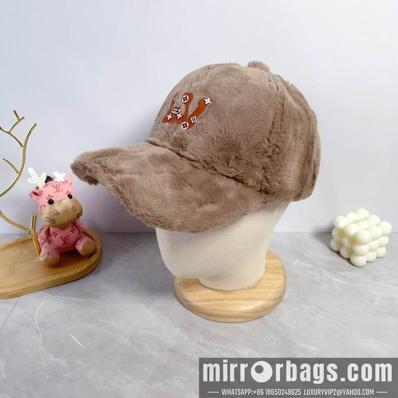 LV Hat dx100