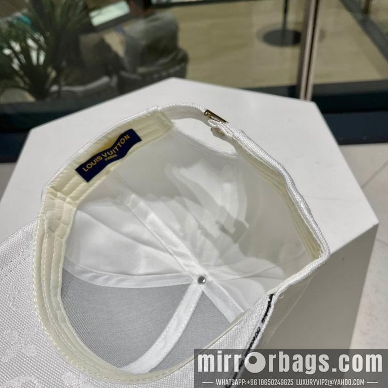 LV Hat 040208