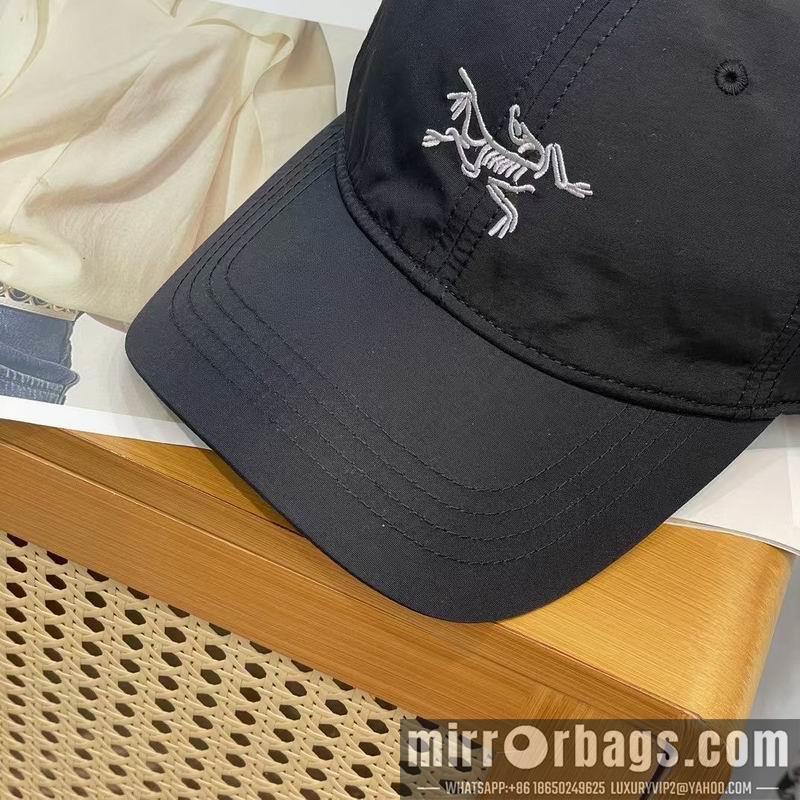 Arcteryx Hat dx12