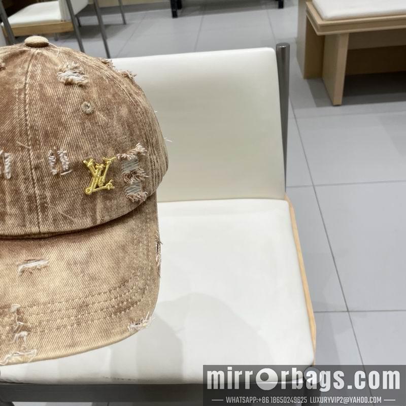 LV Hat 032001