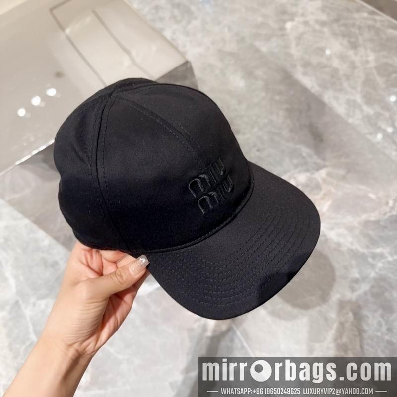 Miumiu Hat 050704
