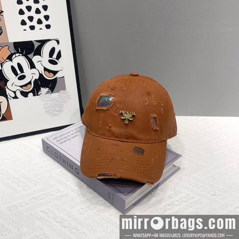 Prada Hat hm02